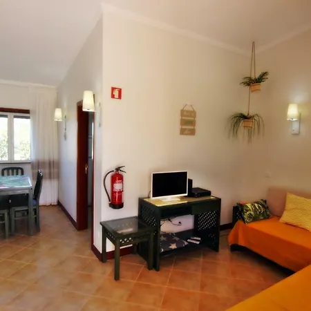 Condominium - Vale Pedras *
