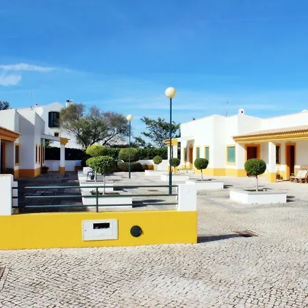 Condominium - Vale Pedras Apartmán *